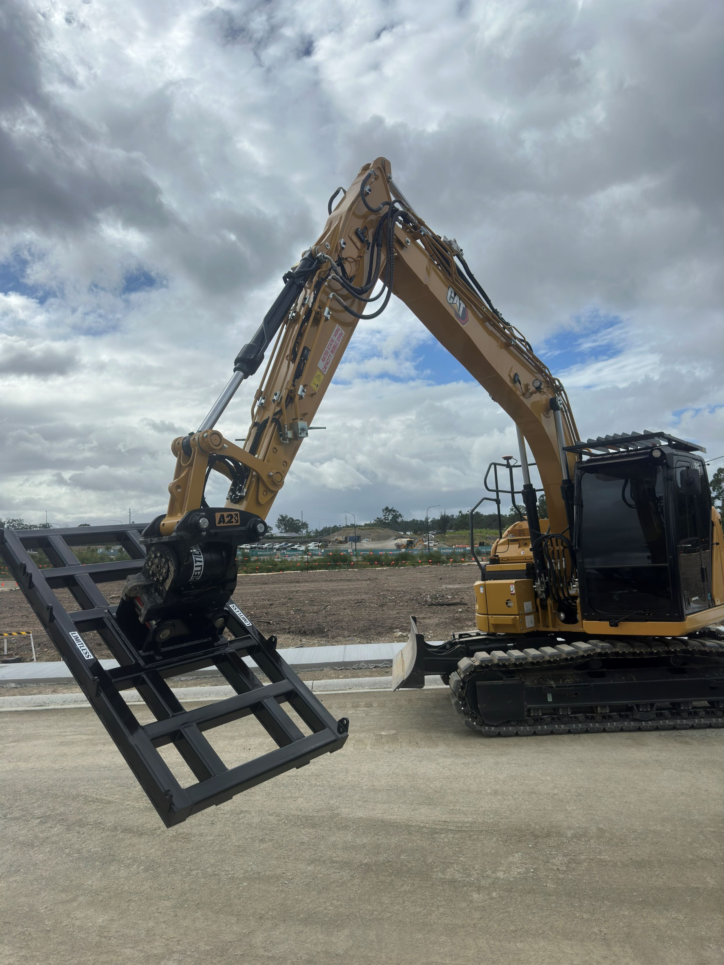 Excavator Spreader Bar – Limitless Attachments Australia